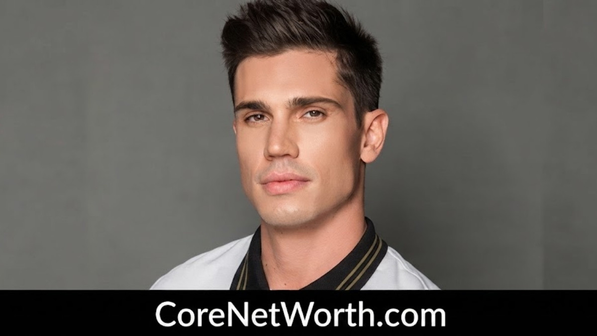 Tanner Novlan net worth